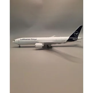JFox JF-777-2-008 1:200 Lufthansa Cargo Boeing 777-F D-ALFJ - Miniature Marvels: Airplane Models & Painted Dice* Airplane Model