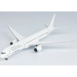 NG 56025 1:400 Boeing Company Boeing 787-10 Dreamliner N8290V "Eco Demonstrator" - Miniature Marvels: Airplane Models & Painted Dice* Airplane Model