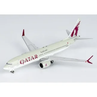 NG 88019 1:400 Qatar Airways Boeing 737 MAX 8 A7-BSE - Miniature Marvels: Airplane Models & Painted Dice* Airplane Model