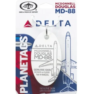 Plane Tags Delta Airlines McDonnell Douglas MD-88 N982DL (White) - Miniature Marvels: Airplane Models & Painted Dice* Airplane Model