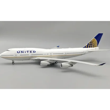 Pre-Order Inflight IF744UA0424 1:200 United Airlines Boeing 747-422 N107UA - Miniature Marvels: Airplane Models & Painted Dice* Airplane Model