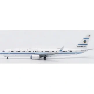 Fashion Pre-Order JC Wings Models XX20232 1:200 State of Kuwait Boeing 737-900ER Reg: 9K-GCC - Miniature Marvels: Airplane Models & Painted Dice Airplane Model