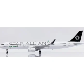 Best Sale Pre-Order JC Wings XX20204 1:200 Eva Air Airbus A321 "Star Alliance" B-16206 - Miniature Marvels: Airplane Models & Painted Dice Airplane Model