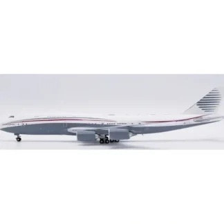 Hot Pre-Order JC Wings XX40162 1:400 Qatar Amiri Flight Boeing 747-8(BBJ) A7-HBJ - Miniature Marvels: Airplane Models & Painted Dice Airplane Model