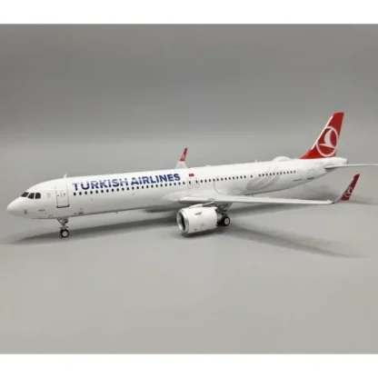 Store Pre-Order JFox JF-A321-046 1:200 A321 Turkish Airlines TC-LSB - Miniature Marvels: Airplane Models & Painted Dice Airplane Model