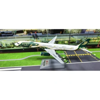 Discount Pre-Order KJ Models KJ-A321-121 1:200 B-8107 Capital Airlines Airbus A321-231 (WL) - Miniature Marvels: Airplane Models & Painted Dice Airplane Model