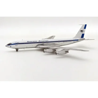 Online Retro Models RM70301P 1:200 Aerolineas Argentinas Boeing 707-387C - Miniature Marvels: Airplane Models & Painted Dice Airplane Model