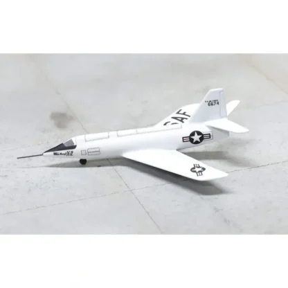 Sky Classics 1:200 Bell X-2 46674 Starbuster White USAF - Miniature Marvels: Airplane Models & Painted Dice* Airplane Model