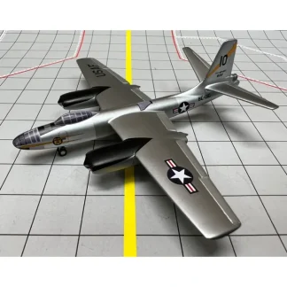 Online Sky Classics 1:200 USAF B-45 85th BS Sculthrope 1955 - Miniature Marvels: Airplane Models & Painted Dice Airplane Model