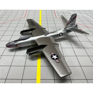 Discount Sky Classics 1:200 USAF B-45 84th BS Sculthorpe 1955 - Miniature Marvels: Airplane Models & Painted Dice Airplane Model