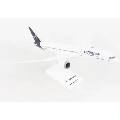Sale SkyMarks 1:200 Lufthansa 787-9 SKR1096 - Miniature Marvels: Airplane Models & Painted Dice Airplane Model