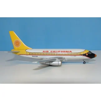 *SMA 1:400 Air California 737-200 - Miniature Marvels: Airplane Models & Painted Dice* Airplane Model