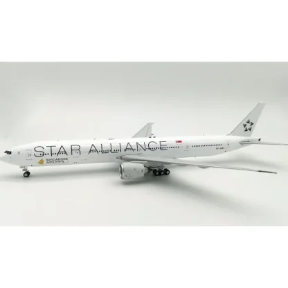 *WB Models WB-777-3-013 1:200 Star Alliance Singapore Airlines Boeing 777-300ER 9V-SWJ - Miniature Marvels: Airplane Models & Painted Dice* Airplane Model