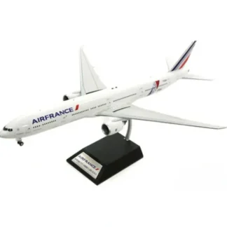 Fashion WB Models WB-777-AF01 1:200 Air France Boeing 777-300ER - Miniature Marvels: Airplane Models & Painted Dice Airplane Model